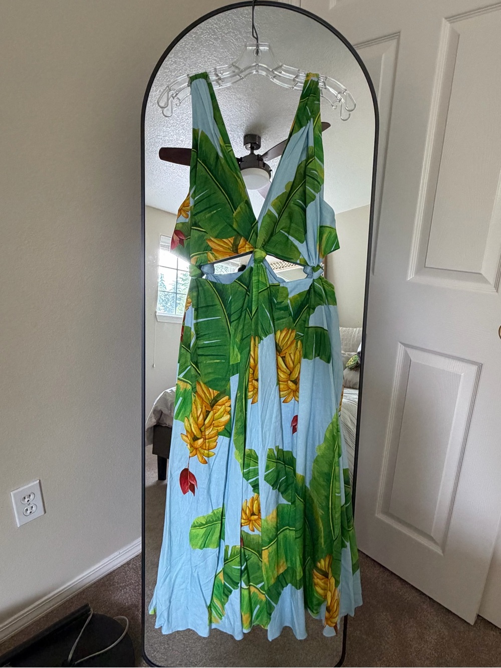 FARM Rio Blue Maxi Dress with Green Leaf and Yellow Floral Print - Picture 4 of 6